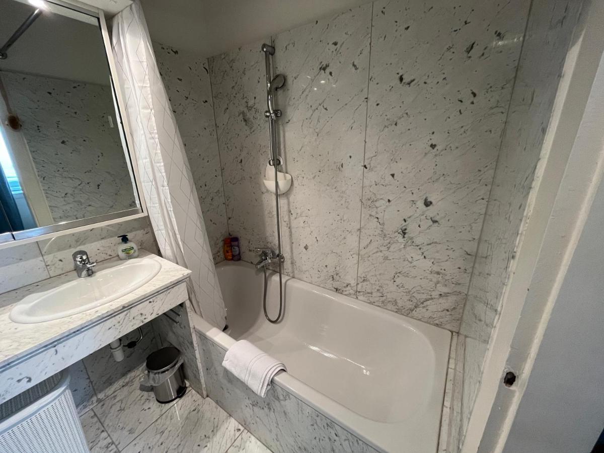 Stylish Apt Near Urania 1Br Apartment Viena Exterior foto