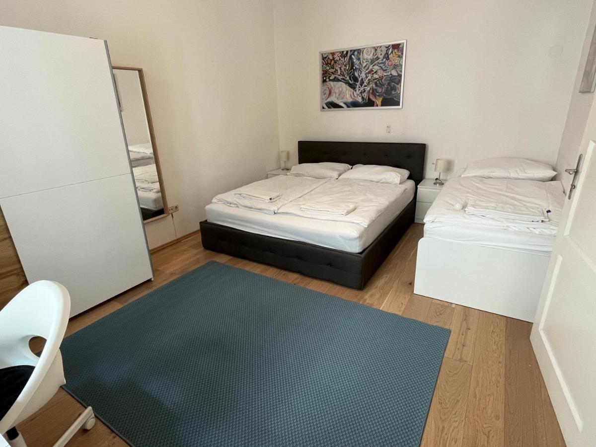 Stylish Apt Near Urania 1Br Apartment Viena Exterior foto