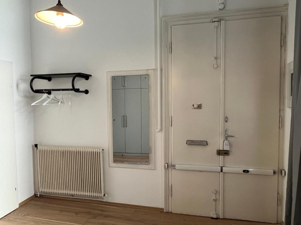 Stylish Apt Near Urania 1Br Apartment Viena Exterior foto
