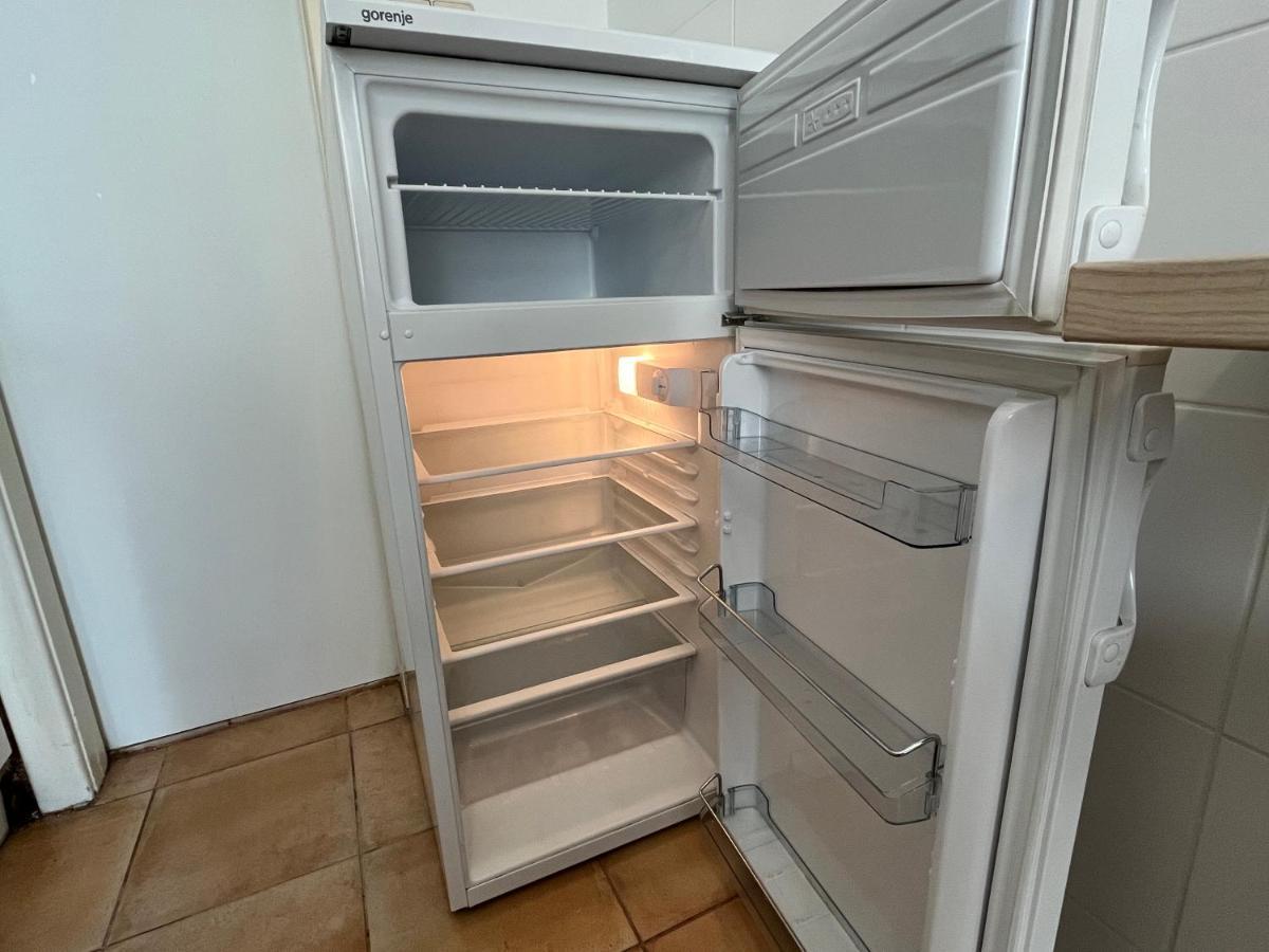 Stylish Apt Near Urania 1Br Apartment Viena Exterior foto